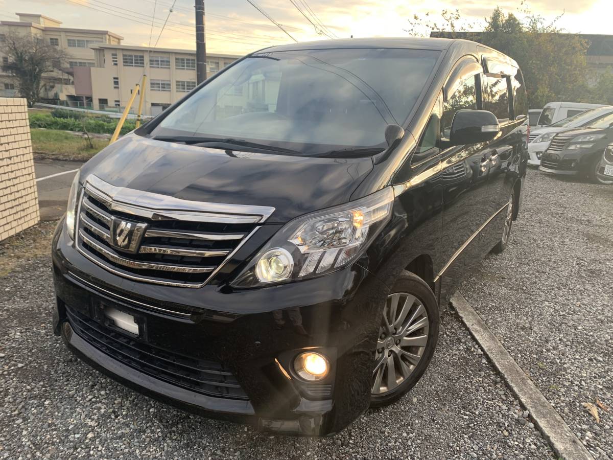 Toyota Alphard 240S Type Gold 
